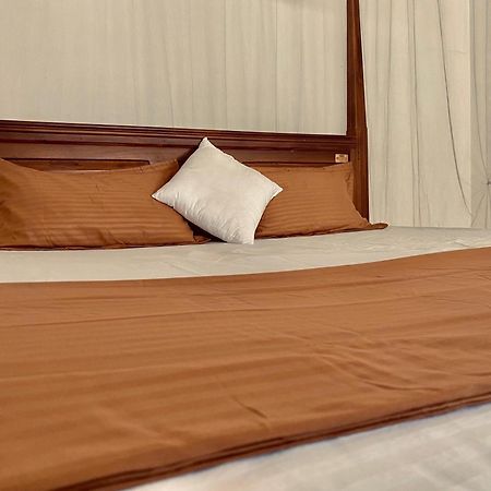Sasmika Villa Surf And Yoga Hostel 웰리가마 외부 사진