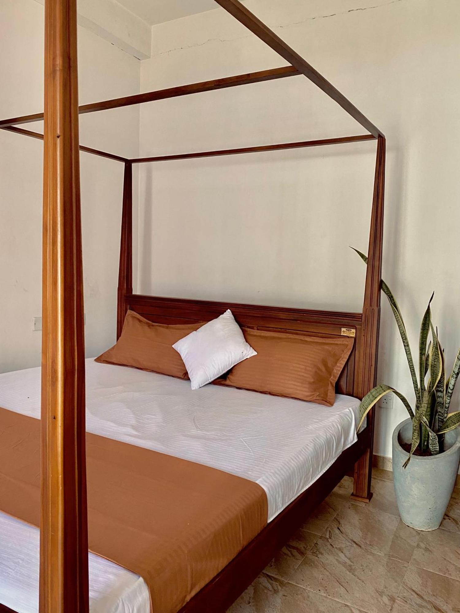 Sasmika Villa Surf And Yoga Hostel 웰리가마 외부 사진